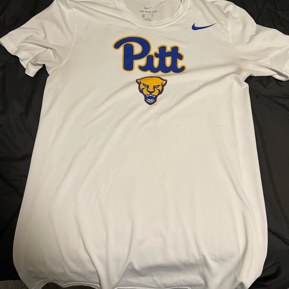 Nike Pitt Shirt